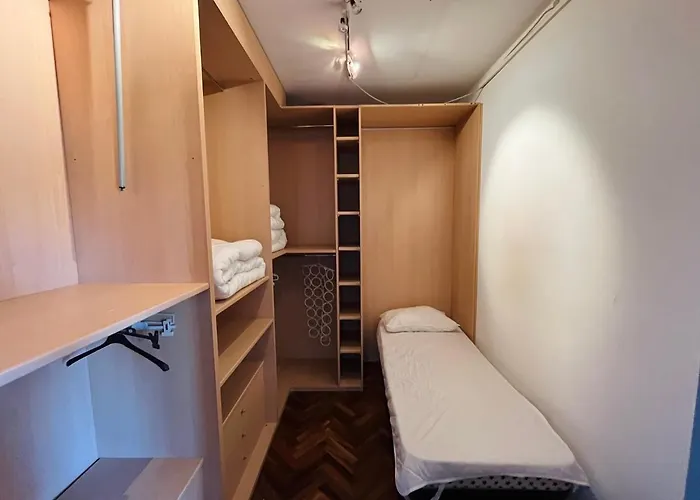 Viale Manzoni * ساسْوولو