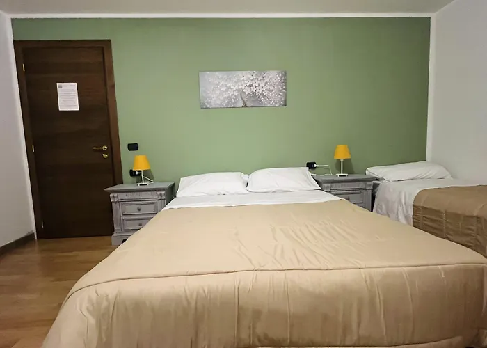 Viale Manzoni * 사수올로