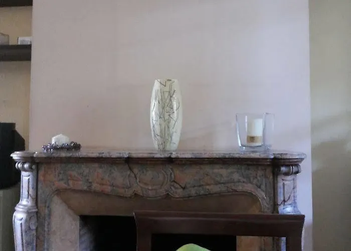 Viale Manzoni 사수올로