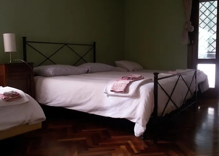 فندق Viale Manzoni ساسْوولو